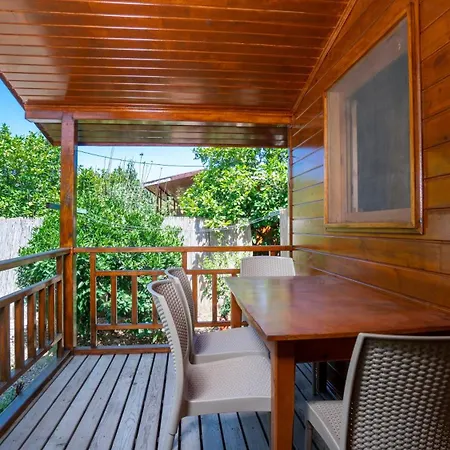 Lemon Garden Çıralı