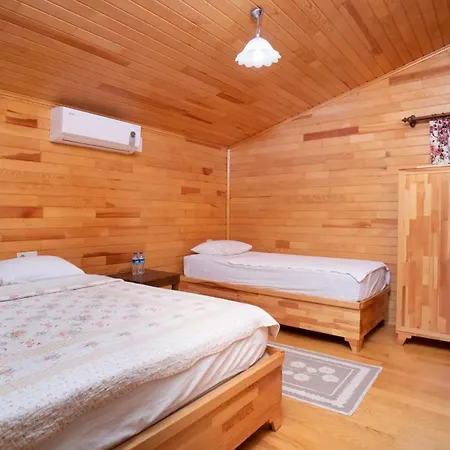 Lemon Garden B&B Çıralı