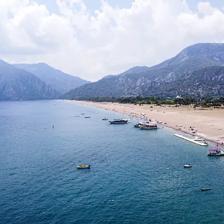 Lemon Garden Çıralı