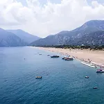Lemon Garden Çıralı