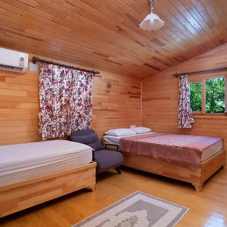 Bed and Breakfast Lemon Garden 3*