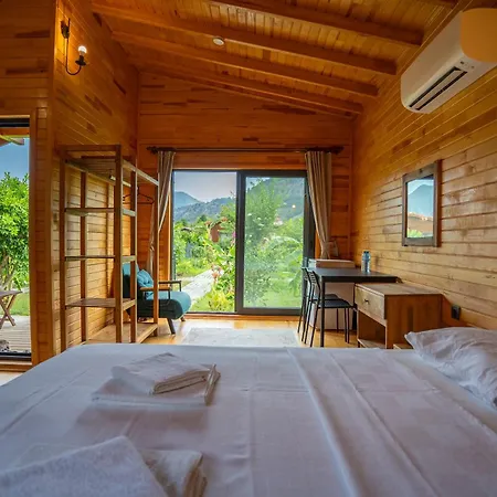 Bed & Breakfast Lemon Garden Çıralı