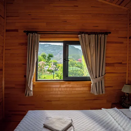 Lemon Garden Bed & Breakfast 3*