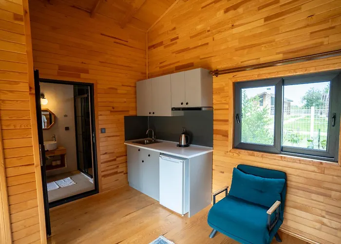 Lemon Garden Çıralı